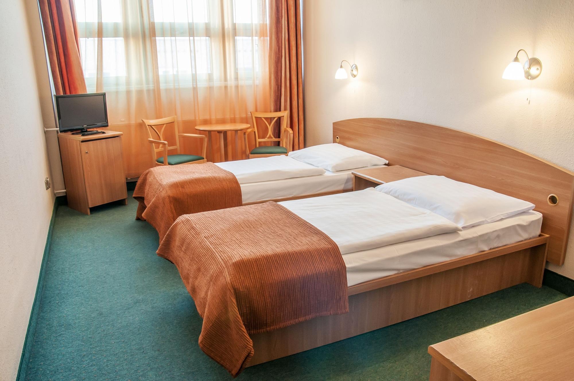 Hotel Eben Budapest Esterno foto