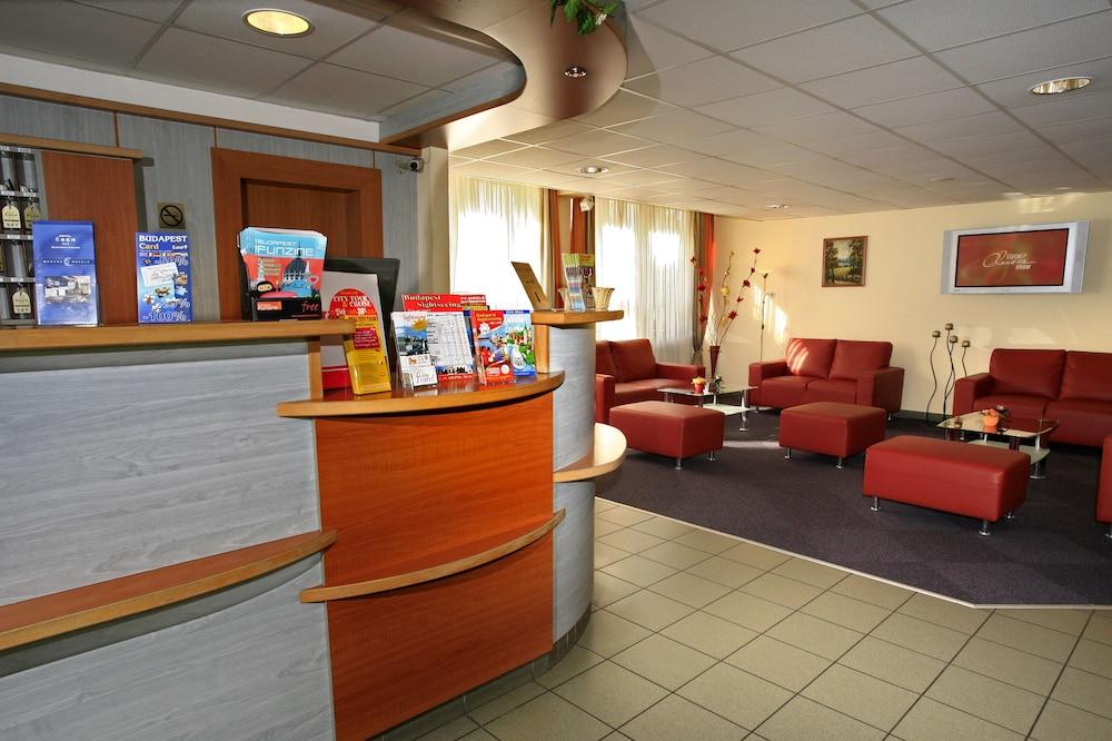 Hotel Eben Budapest Esterno foto