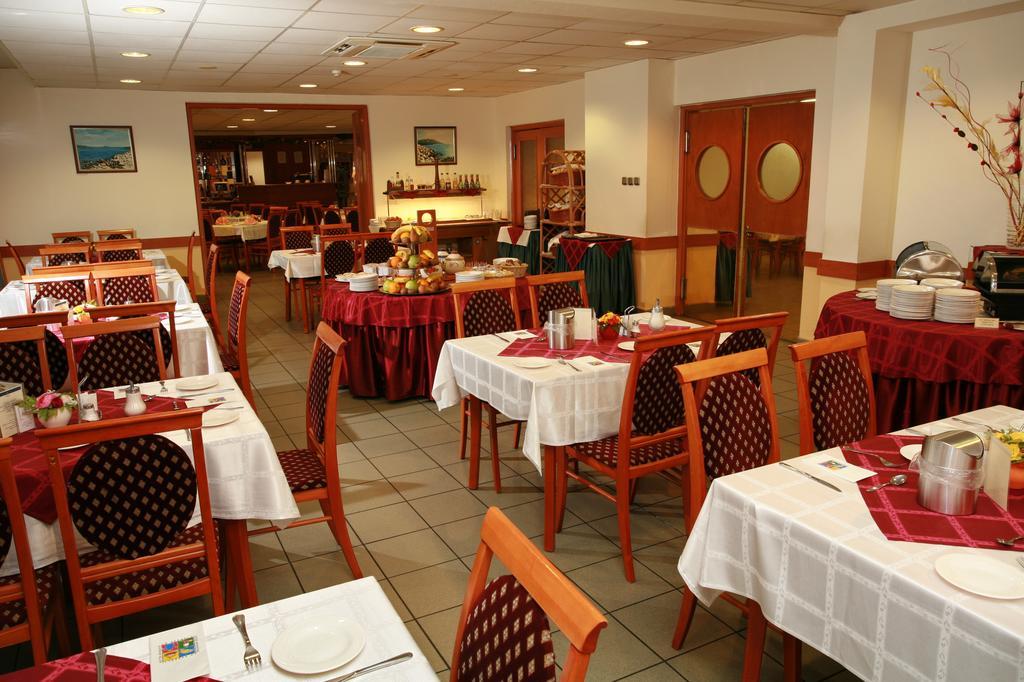 Hotel Eben Budapest Esterno foto