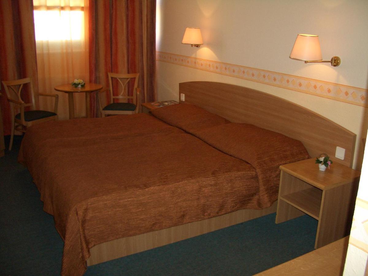 Hotel Eben Budapest Esterno foto